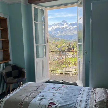 Vue Mont Blanc Апартаменты Комблу